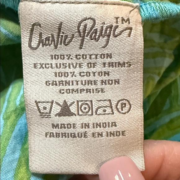 Charlie Paige 100% Cotton Green Leaf Patterned Off-Shoulder Top - Picture 3 of 4